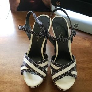 Jessica Simpson size 10 6in heels